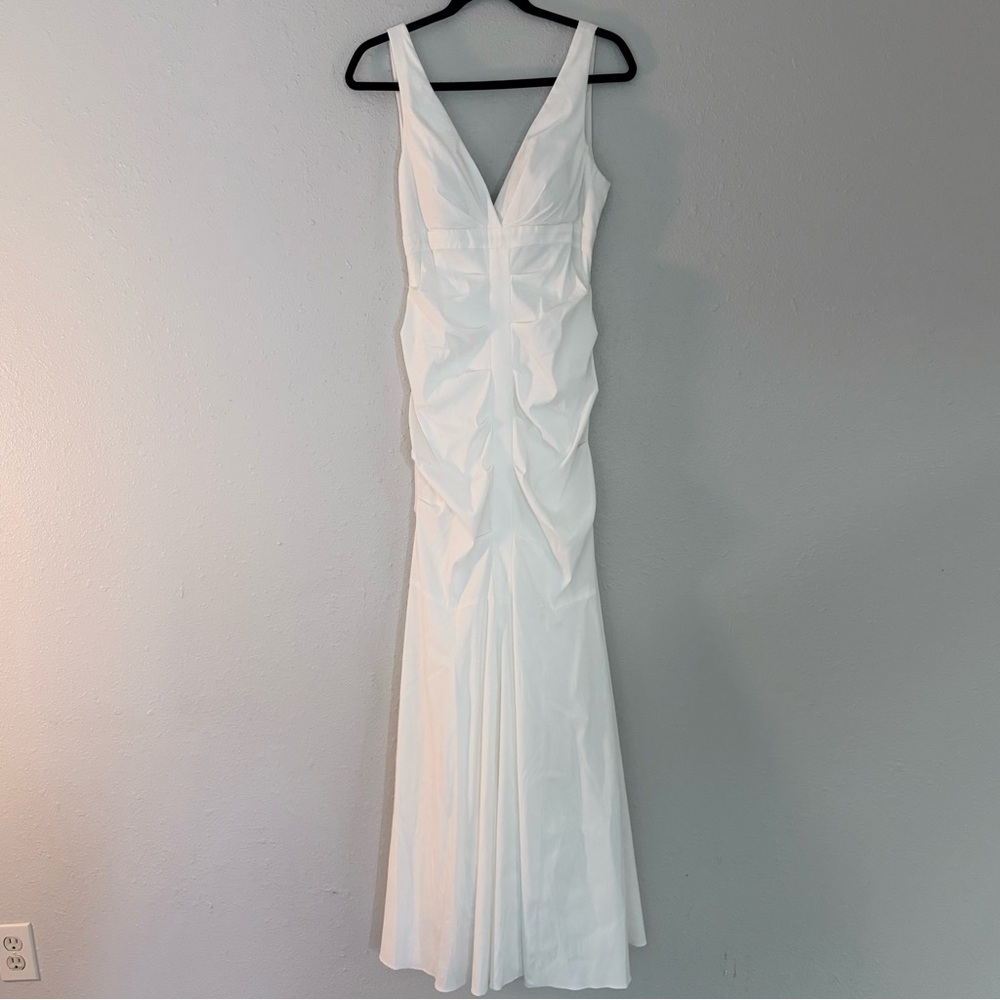Elegant White Wedding Dress, never worn